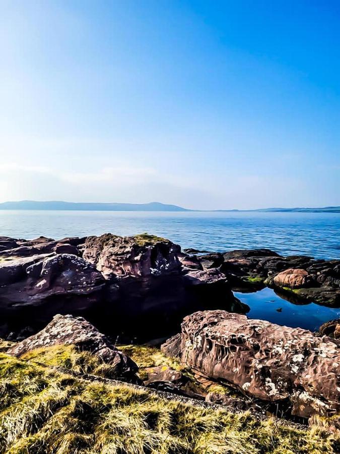 On Yer Bike & Gone Fishin Villa Millport Exterior photo